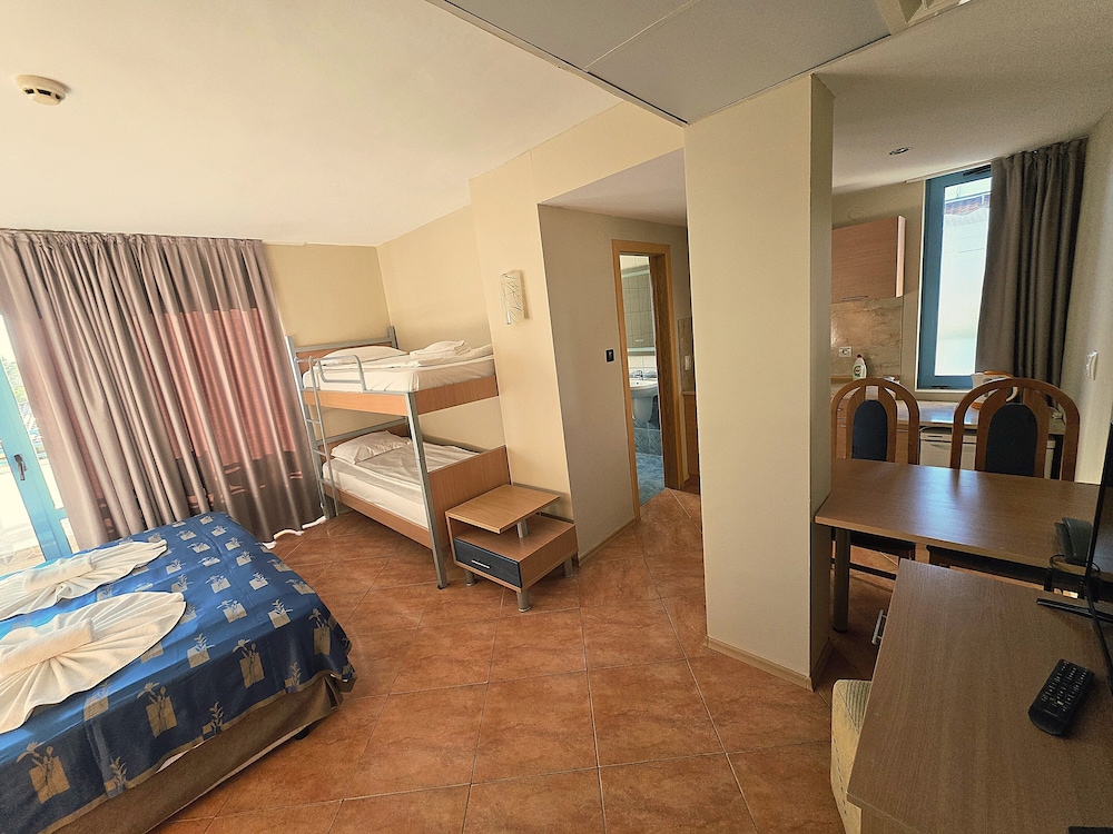 Bora Bora — Hotel rooms in Sunny Beach, Burgas Region