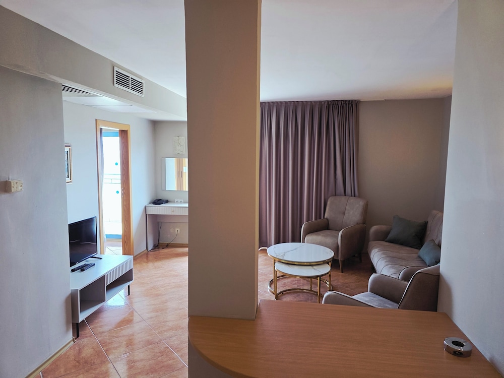 Bora Bora — Hotel rooms in Sunny Beach, Burgas Region