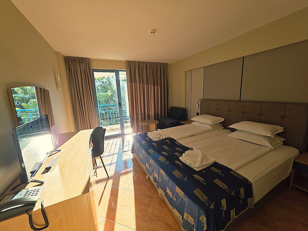 Bora Bora — Hotel rooms in Sunny Beach, Burgas Region