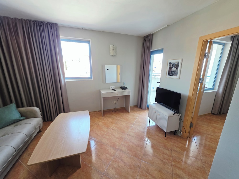 Bora Bora — Hotel rooms in Sunny Beach, Burgas Region