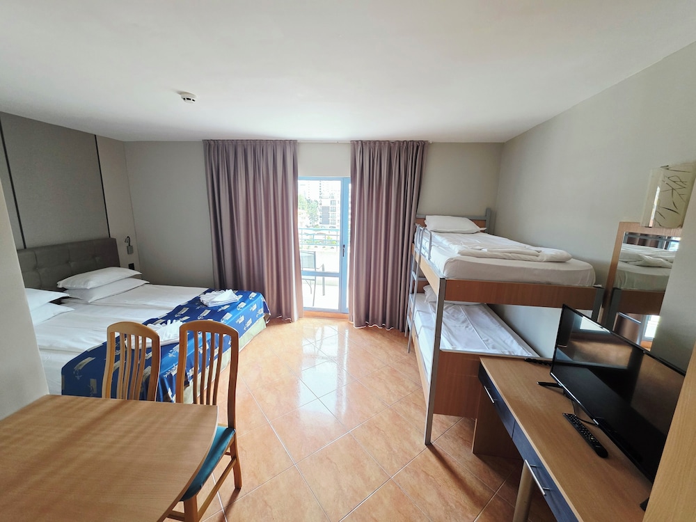 Bora Bora — Hotel rooms in Sunny Beach, Burgas Region