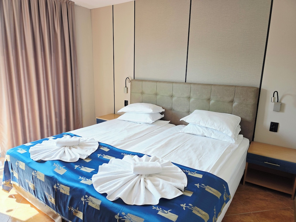Bora Bora — Hotel rooms in Sunny Beach, Burgas Region