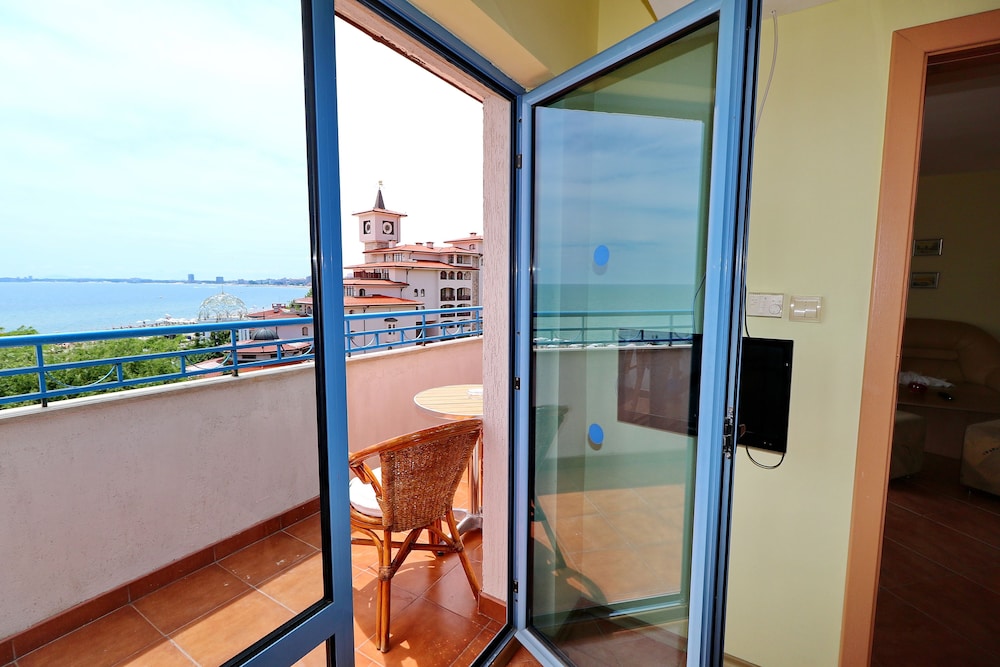 Bora Bora — Hotel rooms in Sunny Beach, Burgas Region