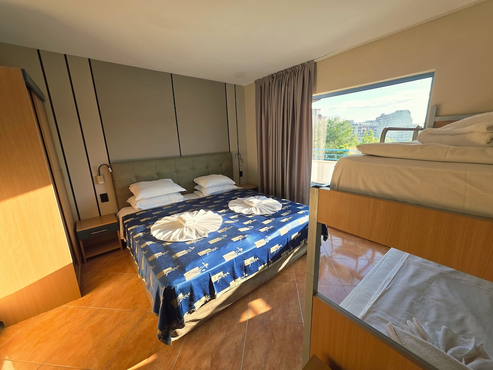 Bora Bora — Hotel rooms in Sunny Beach, Burgas Region