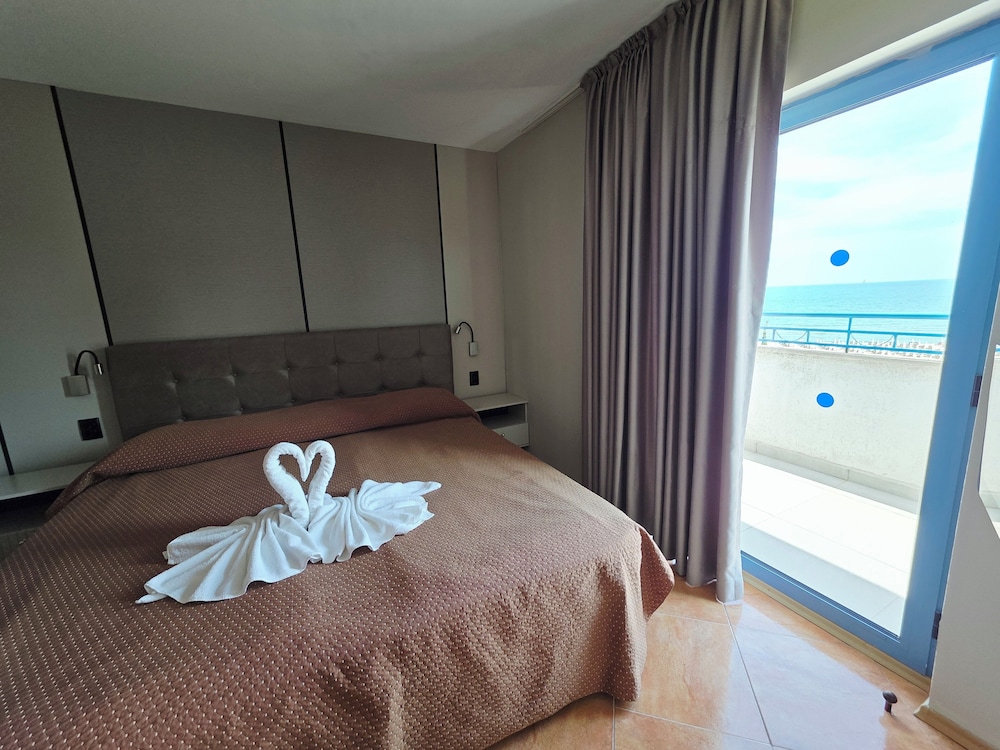 Bora Bora — Hotel rooms in Sunny Beach, Burgas Region
