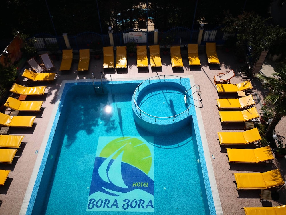 Bora Bora — Swimming pool in Sunny Beach, Burgas Region
