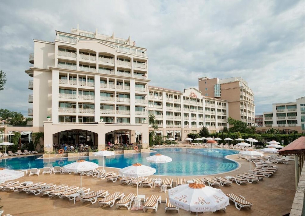 Hotel Alba - All Inclusive — Swimming pool in Sunny Beach, Burgas Region