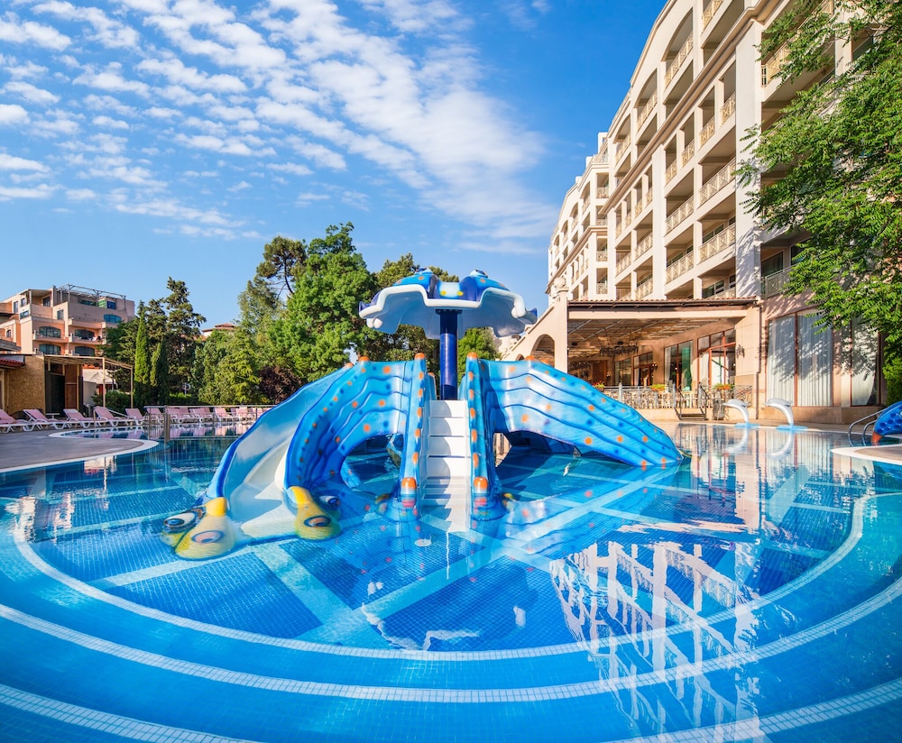 Hotel Alba - All Inclusive — Swimming pool in Sunny Beach, Burgas Region