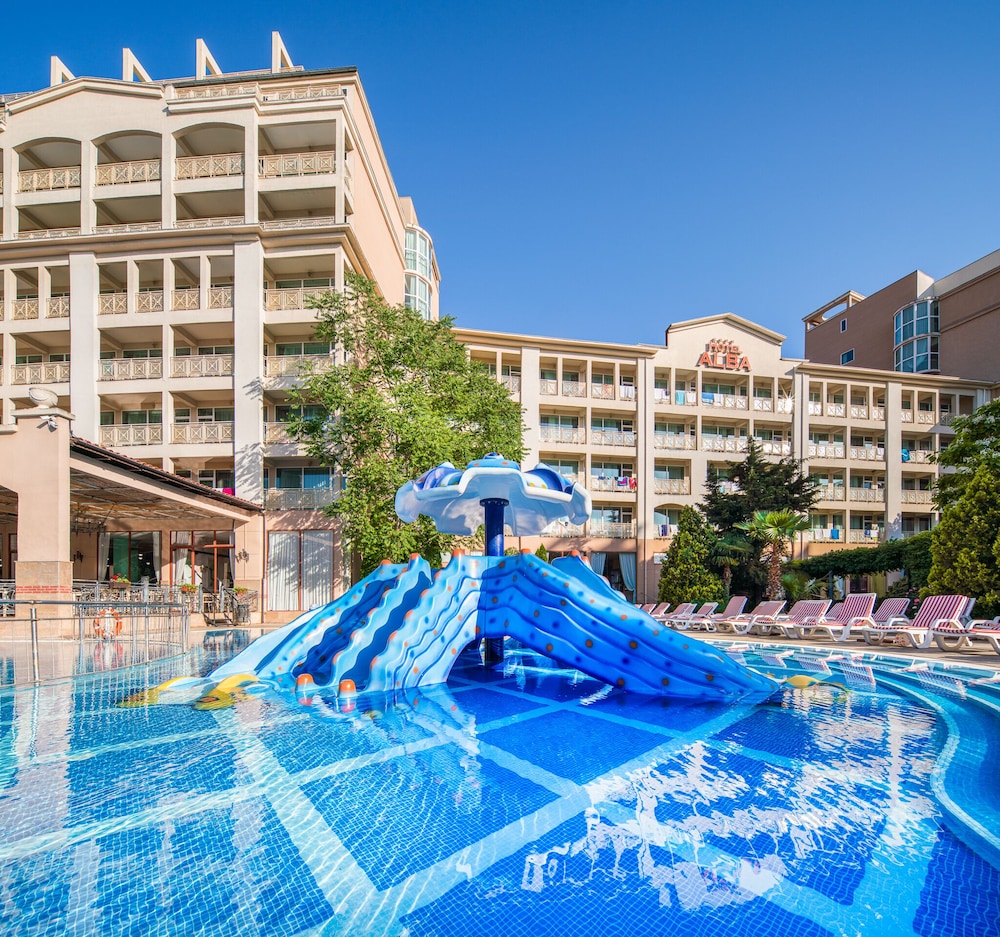 Hotel Alba - All Inclusive — Swimming pool in Sunny Beach, Burgas Region