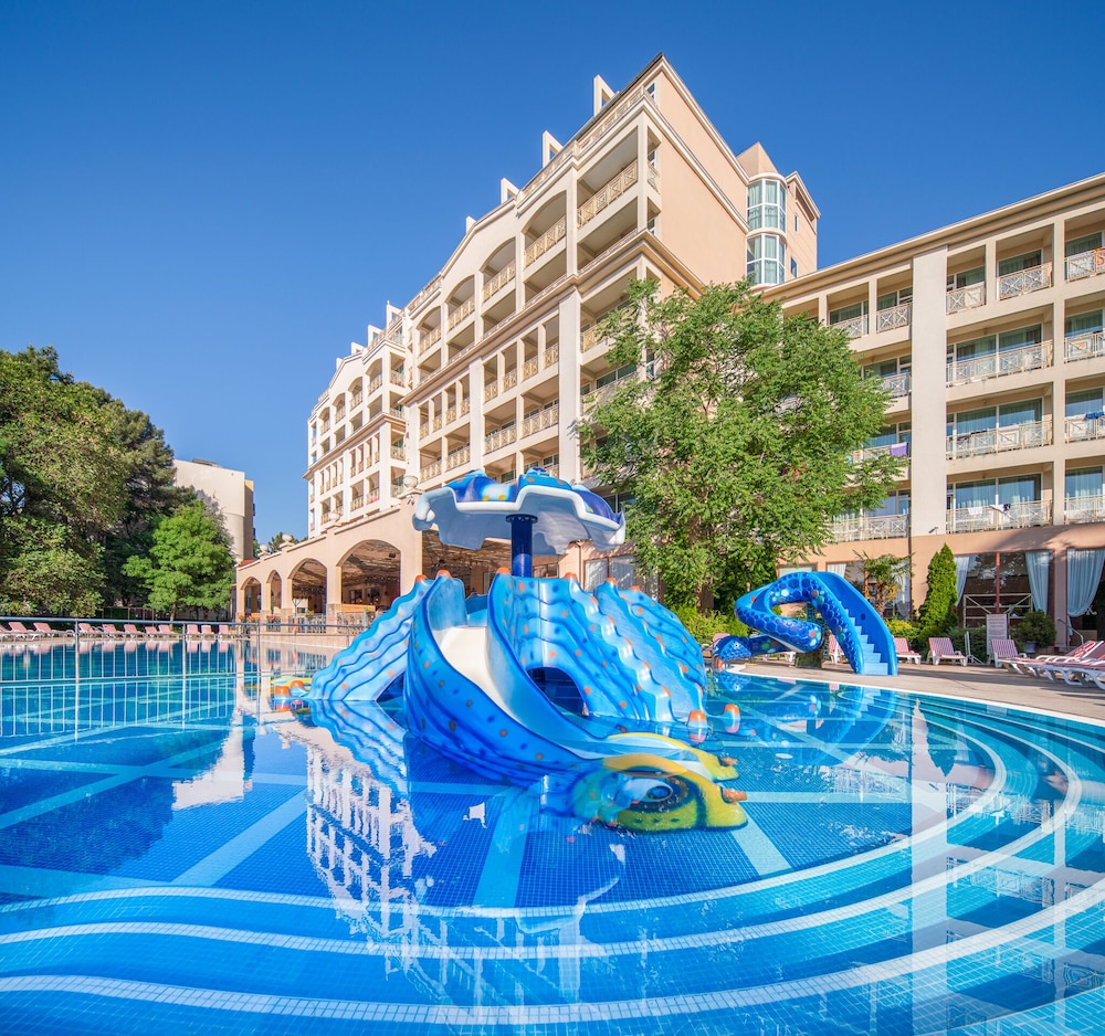 Hotel Alba - All Inclusive — Swimming pool in Sunny Beach, Burgas Region