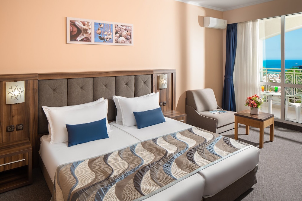 Hotel Alba - All Inclusive — Hotel rooms in Sunny Beach, Burgas Region