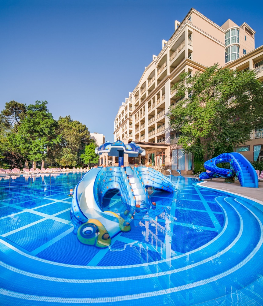 Hotel Alba - All Inclusive — Swimming pool in Sunny Beach, Burgas Region