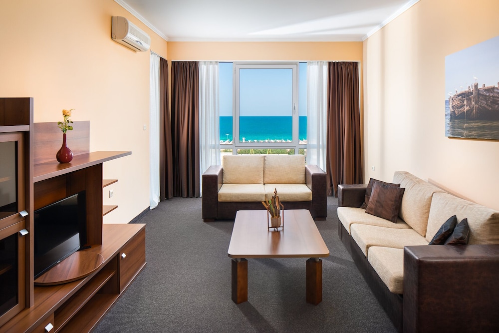 Hotel Alba - All Inclusive — Hotel rooms in Sunny Beach, Burgas Region