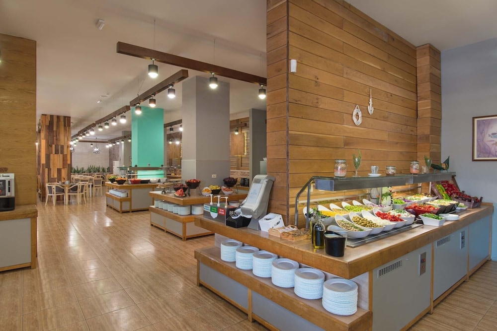 Hotel Alba - All Inclusive — Restaurant & bars in Sunny Beach, Burgas Region