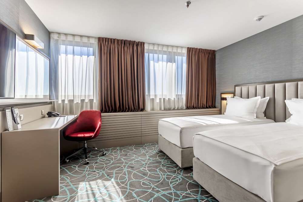 Hotel Bulgaria Burgas — Hotel rooms in Bourgas, Burgas Region