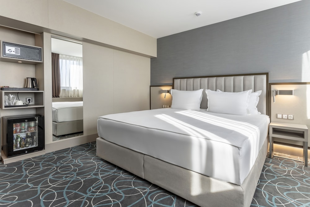 Hotel Bulgaria Burgas — Hotel rooms in Bourgas, Burgas Region
