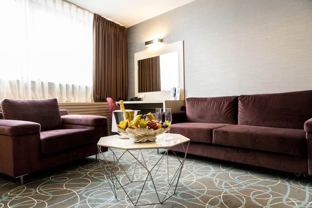 Hotel Bulgaria Burgas — Hotel rooms in Bourgas, Burgas Region