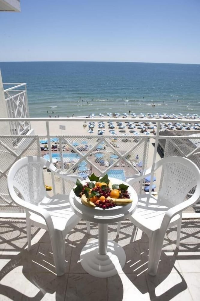 Hotel Mura All Inclusive — Beach in Albena, Dobrich