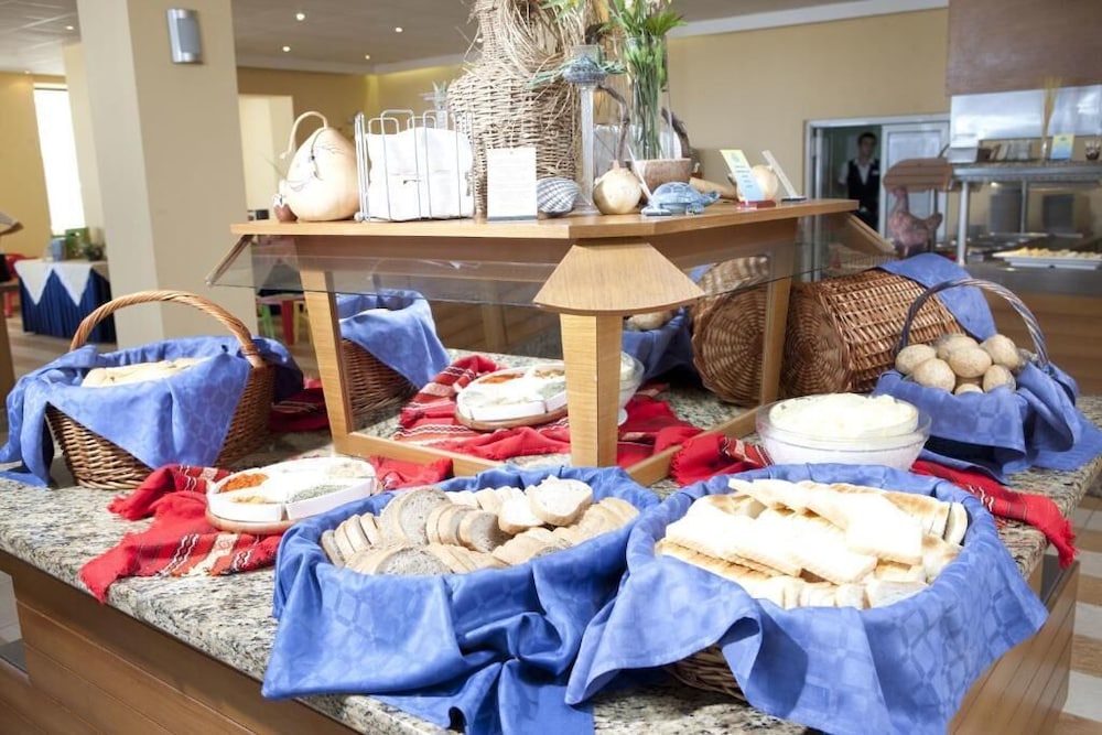 Hotel Mura All Inclusive — Restaurant & bars in Albena, Dobrich