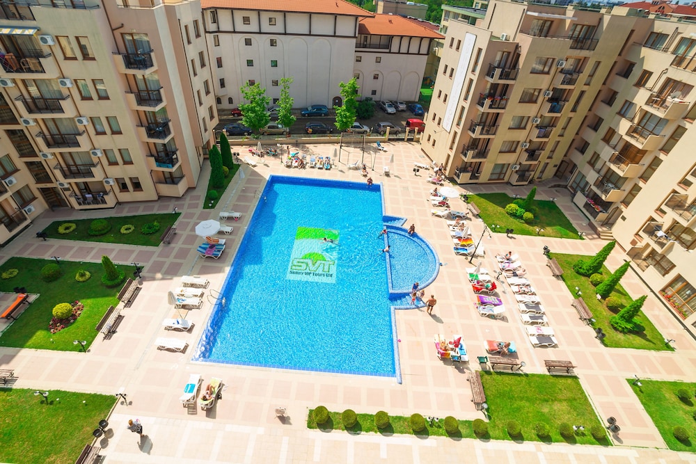 TSB Sunny Victory Apartments — Swimming pool in Sunny Beach, Burgas Region