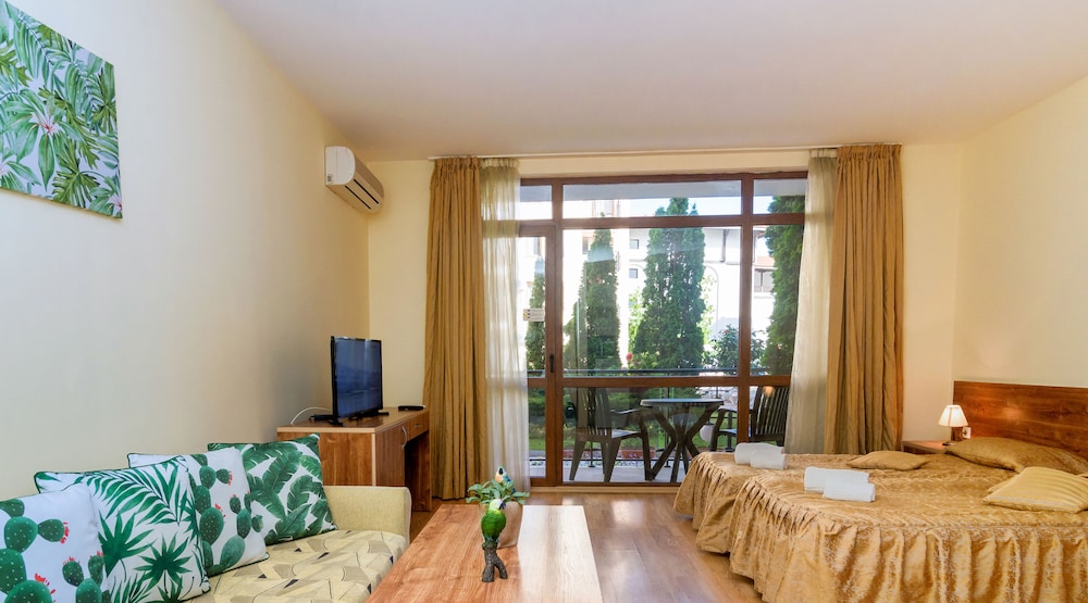 TSB Sunny Victory Apartments — Hotel rooms in Sunny Beach, Burgas Region