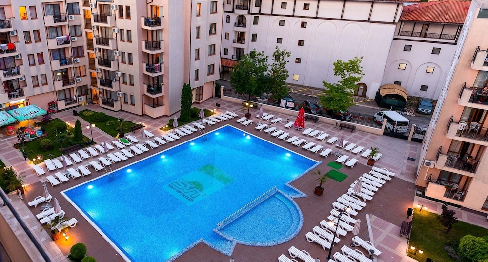 TSB Sunny Victory Apartments — Swimming pool in Sunny Beach, Burgas Region
