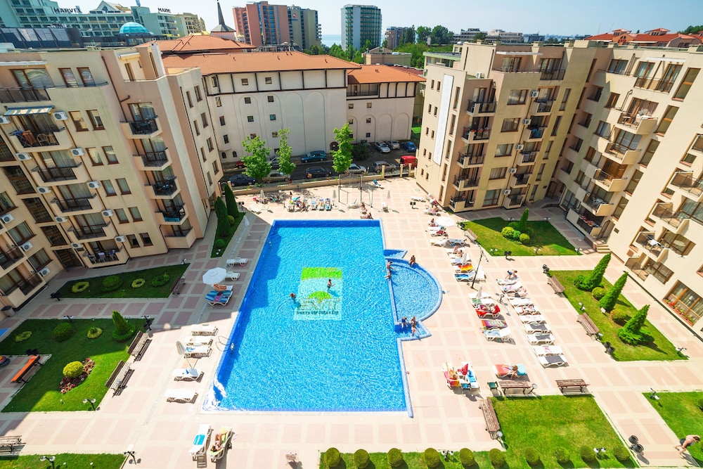 TSB Sunny Victory Apartments — Swimming pool in Sunny Beach, Burgas Region