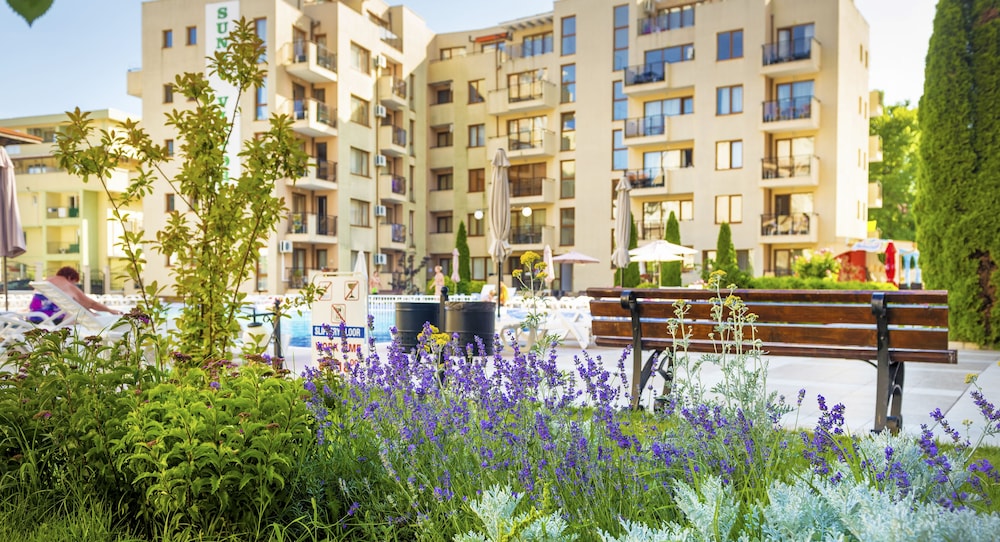 TSB Sunny Victory Apartments — Hotel building in Sunny Beach, Burgas Region