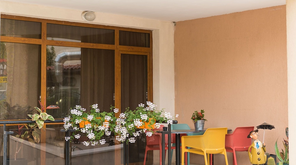 TSB Sunny Victory Apartments — Hotel building in Sunny Beach, Burgas Region