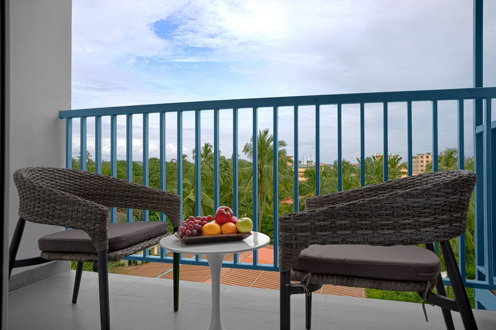 De Mandarin Hotel, Goa — Hotel rooms in Candolim, Goa