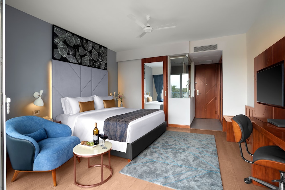 De Mandarin Hotel, Goa — Hotel rooms in Candolim, Goa