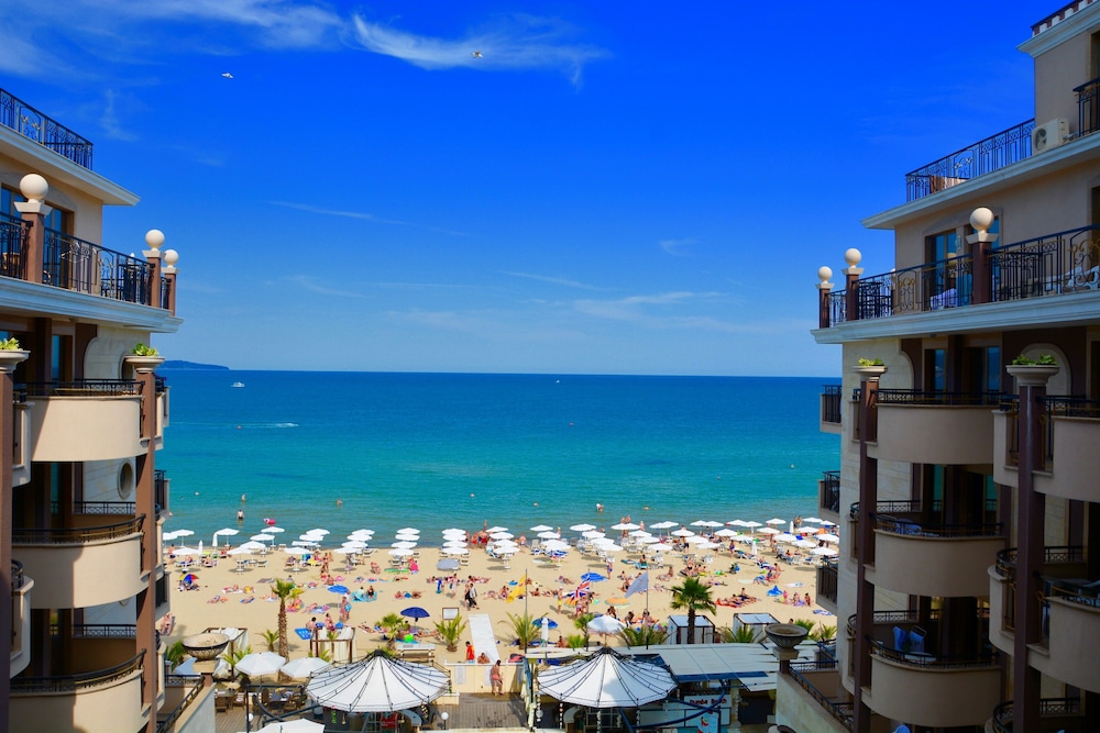 Golden Rainbow VIP Residence — Beach in Sunny Beach, Burgas Region
