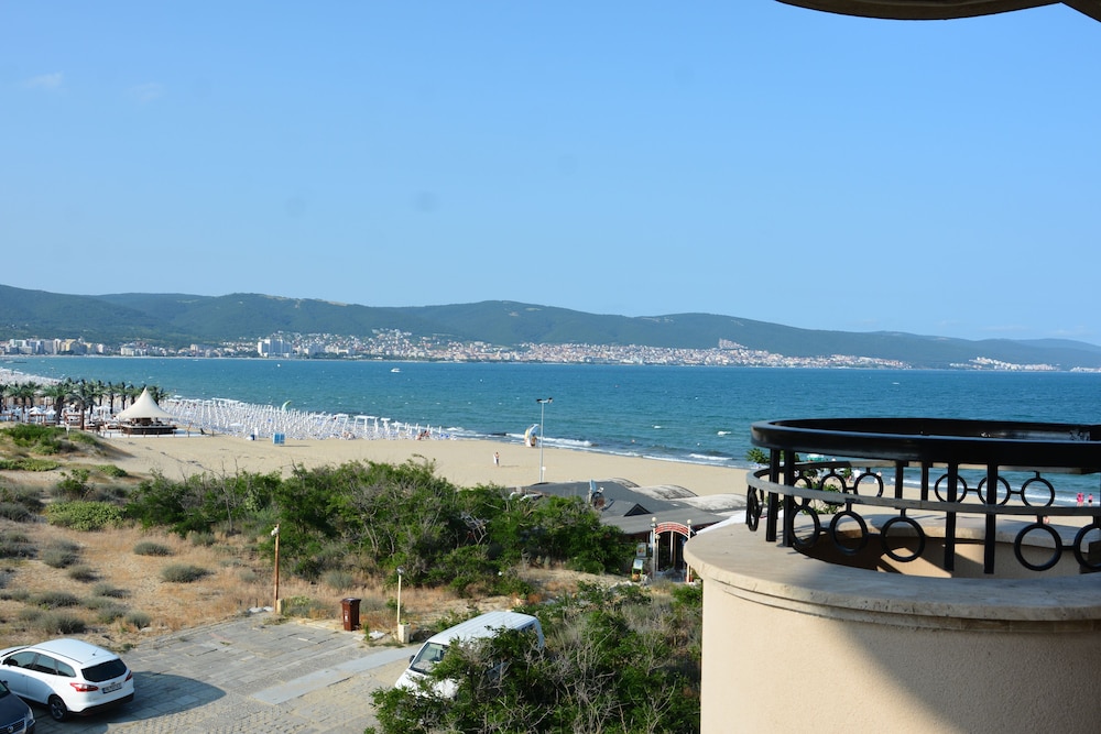 Golden Rainbow VIP Residence — Beach in Sunny Beach, Burgas Region