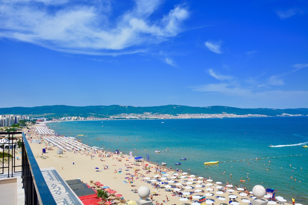 Golden Rainbow VIP Residence — Beach in Sunny Beach, Burgas Region