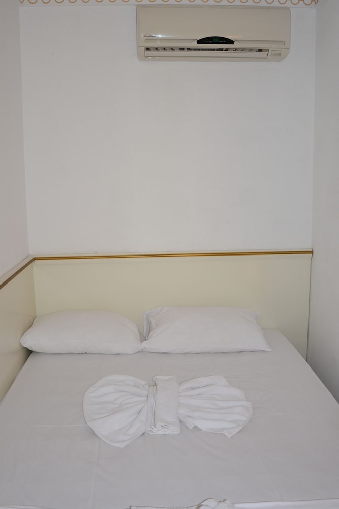 Golden Rainbow VIP Residence — Hotel rooms in Sunny Beach, Burgas Region