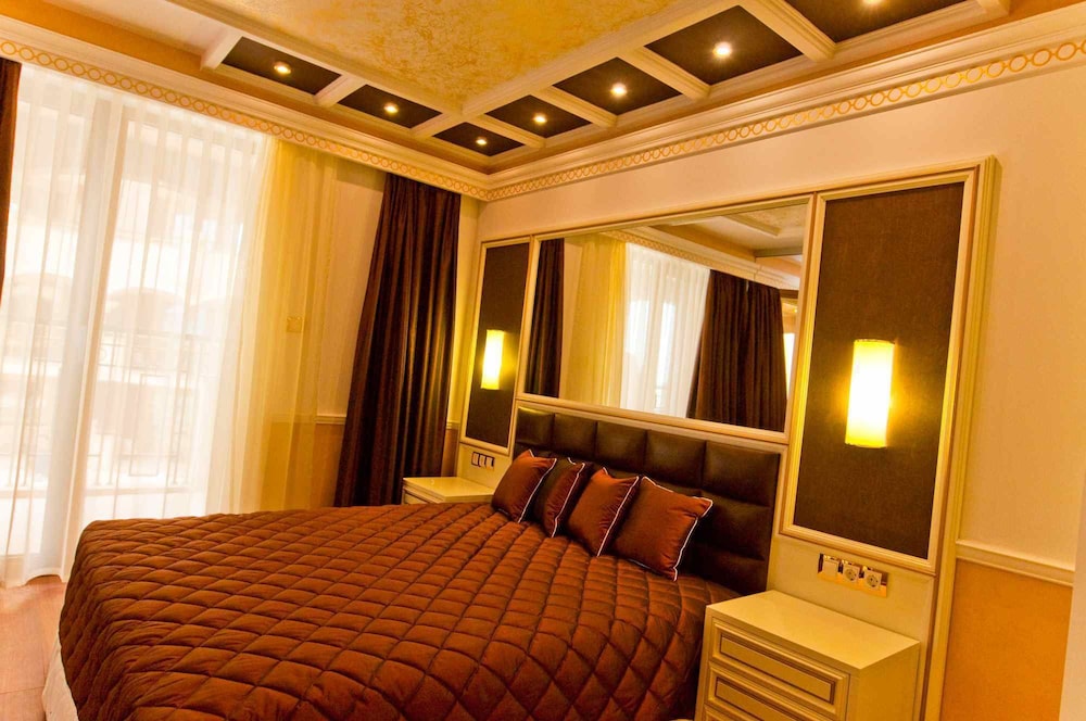 Golden Rainbow VIP Residence — Hotel rooms in Sunny Beach, Burgas Region