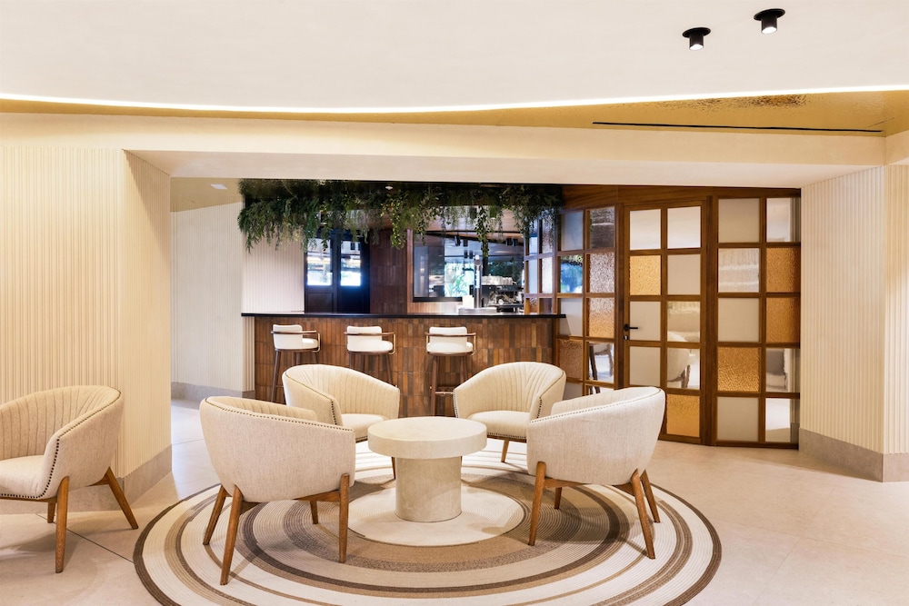 Aubamar Palma Resort — Restaurant & bars in Playa de Palma, Balearic Islands