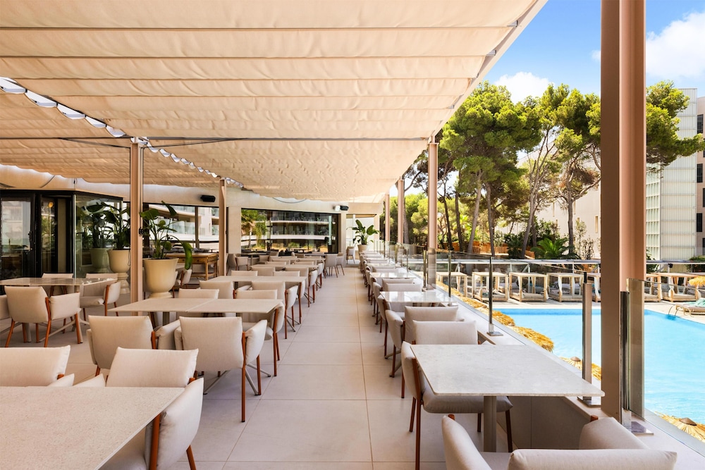 Aubamar Palma Resort — Restaurant & bars in Playa de Palma, Balearic Islands