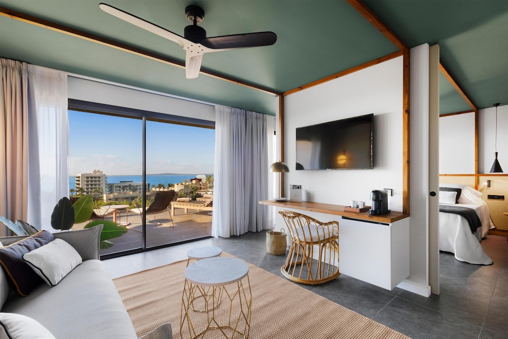 Aubamar Palma Resort — Hotel rooms in Playa de Palma, Balearic Islands