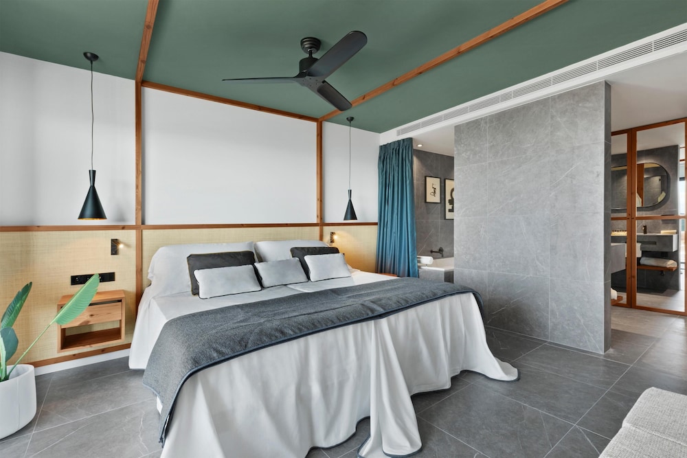 Aubamar Palma Resort — Hotel rooms in Playa de Palma, Balearic Islands