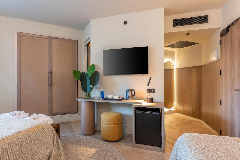 Aubamar Palma Resort — Hotel rooms in Playa de Palma, Balearic Islands