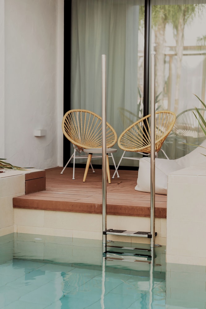 Nativo Ibiza by NCalma Hotels — Swimming pool in Santa Eulalia, Balearic Islands