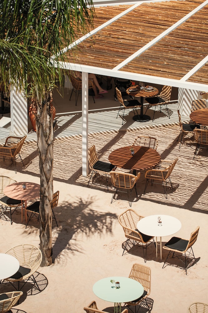 Nativo Ibiza by NCalma Hotels — Restaurant & bars in Santa Eulalia, Balearic Islands
