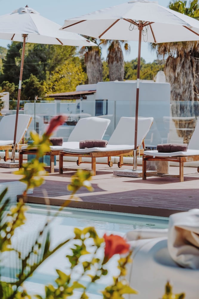Nativo Ibiza by NCalma Hotels — Swimming pool in Santa Eulalia, Balearic Islands