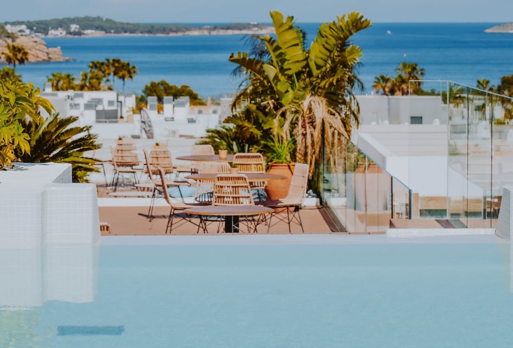 Nativo Ibiza by NCalma Hotels — Swimming pool in Santa Eulalia, Balearic Islands