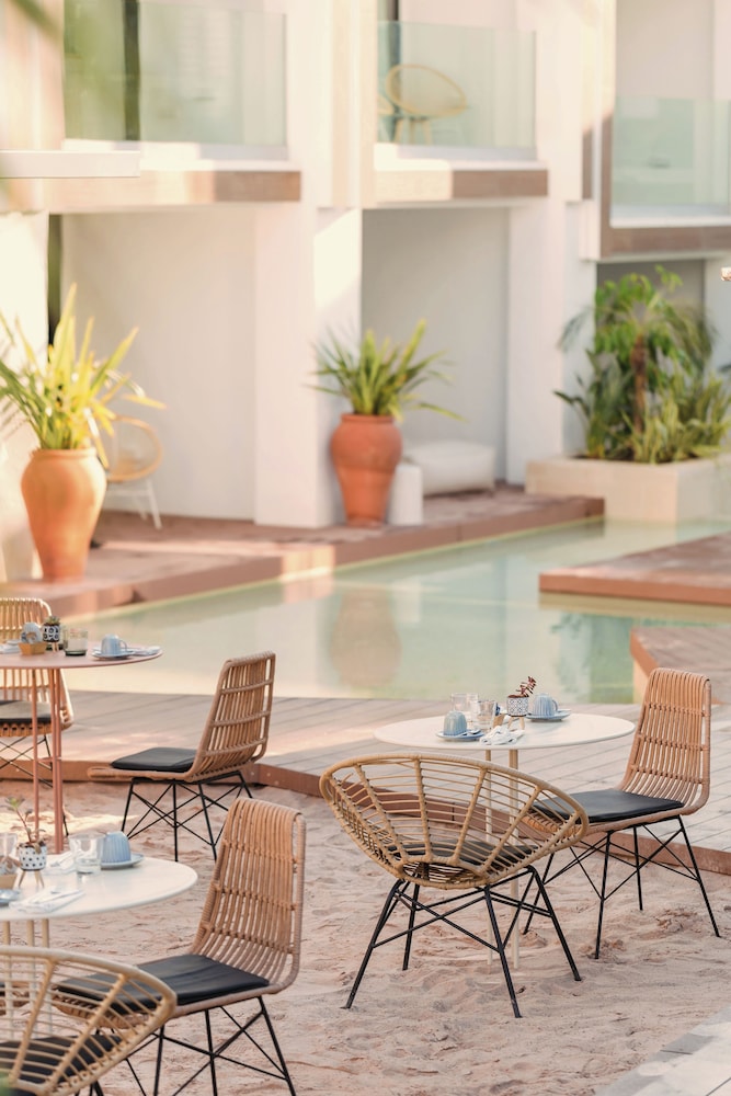 Nativo Ibiza by NCalma Hotels — Restaurant & bars in Santa Eulalia, Balearic Islands