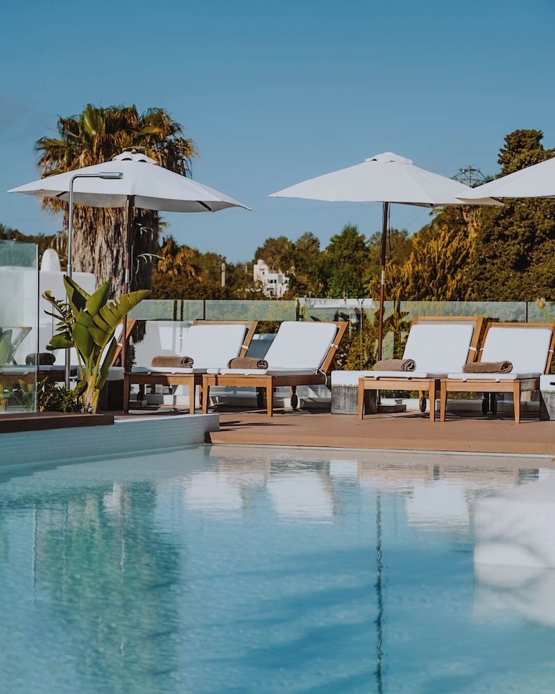 Nativo Ibiza by NCalma Hotels — Swimming pool in Santa Eulalia, Balearic Islands