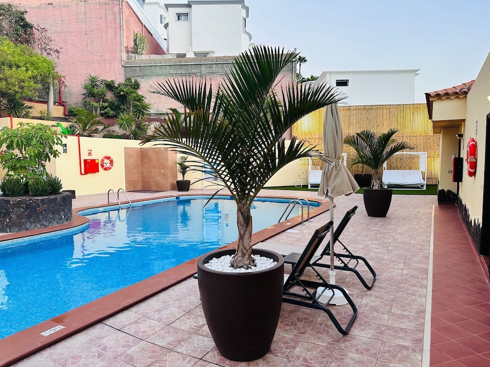 Ramada Residences by Wyndham Costa Adeje — Swimming pool in Costa Adeje, Canary Islands