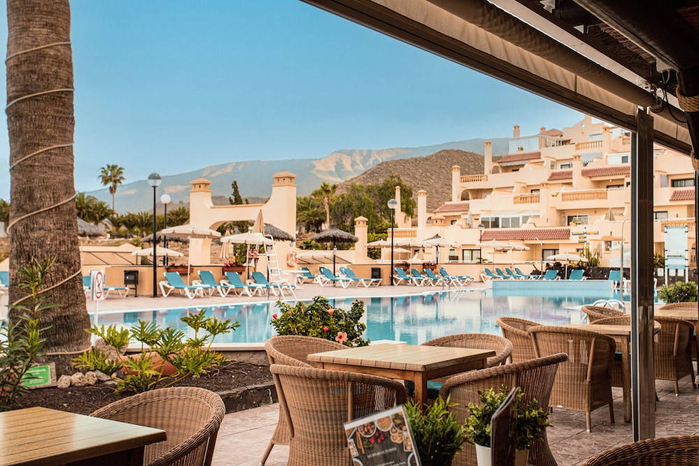 Ramada Residences by Wyndham Costa Adeje — Swimming pool in Costa Adeje, Canary Islands