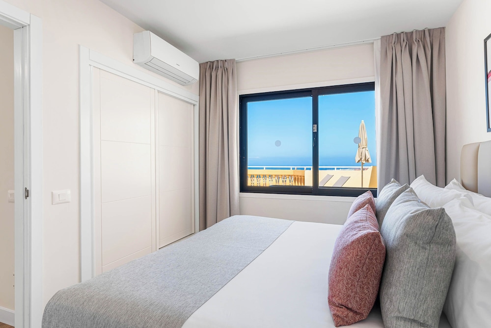 Ramada Residences by Wyndham Costa Adeje — Hotel rooms in Costa Adeje, Canary Islands